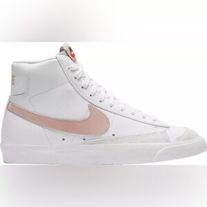 Nike High-Top Sneakers Blazer ‘77s Vintage in white/pink